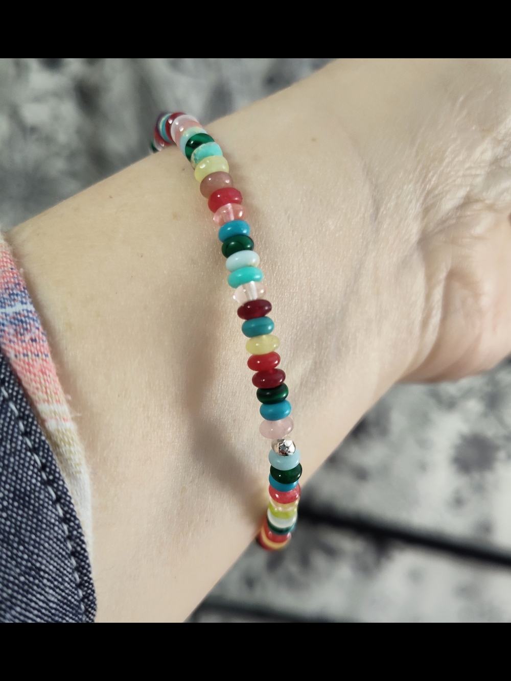 Multicolor natural stone beads stretch bracelet - Picture 6 of 7